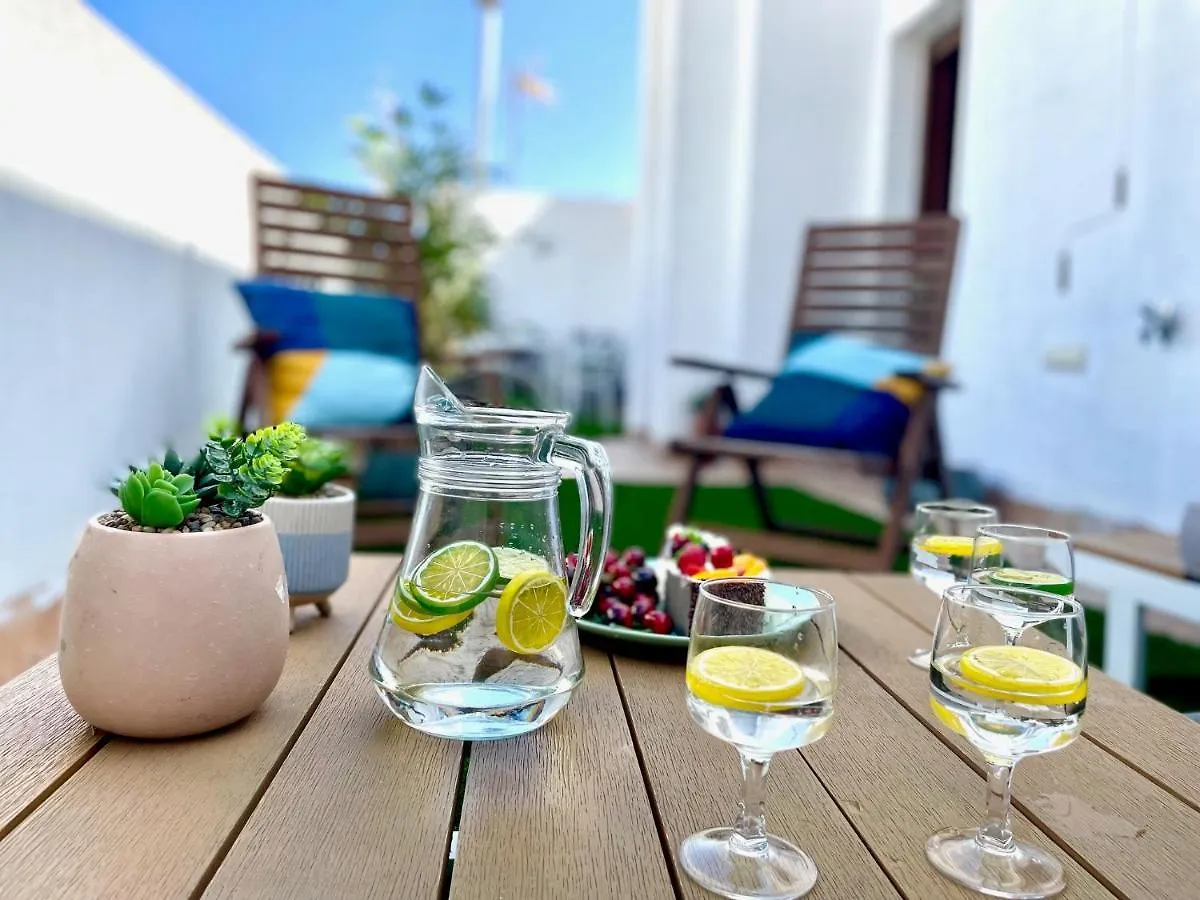 Gatu Premium Atico Caleta , Preferente Mayores De 25 Anos Y Familias Cadiz Spain