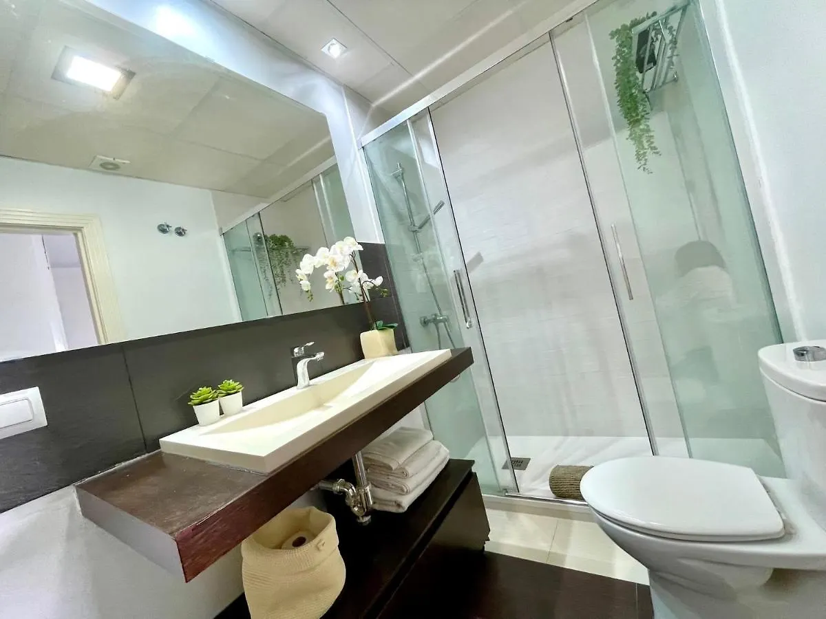 Apartment Gatu Premium Atico Caleta , Preferente Mayores De 25 Anos Y Familias Cadiz Spain